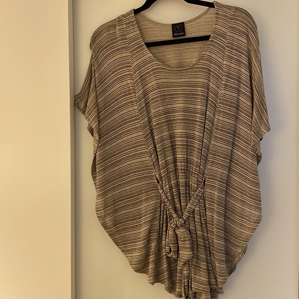 Ella Moss butterfly top Size Small